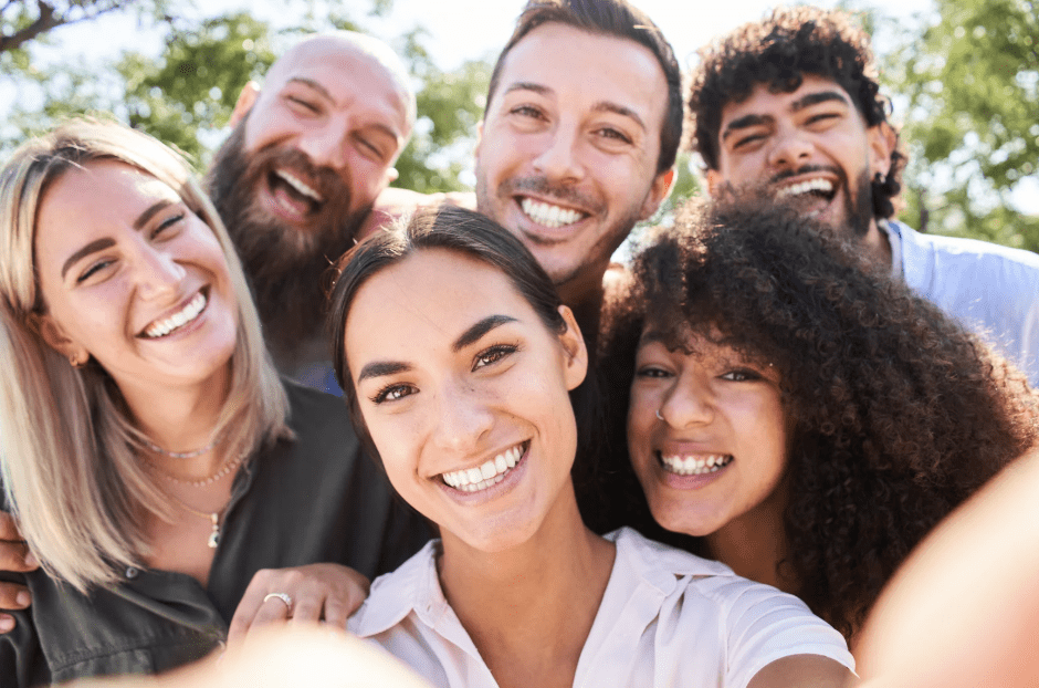 A group of happy looking people.
